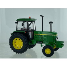 John Deere - 3140 2wd - Limited Edition