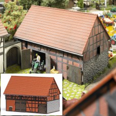 1506 - Barn With A Small Stable