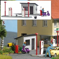 7832 - Gas Station