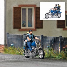 7860 - Us Motorcycle With Biker Couple