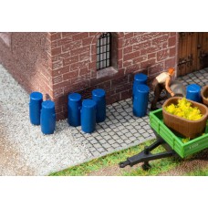 180970 - Plastic barrels 9 pieces