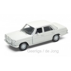 Mercedes Benz - 220 (W115) - Cream